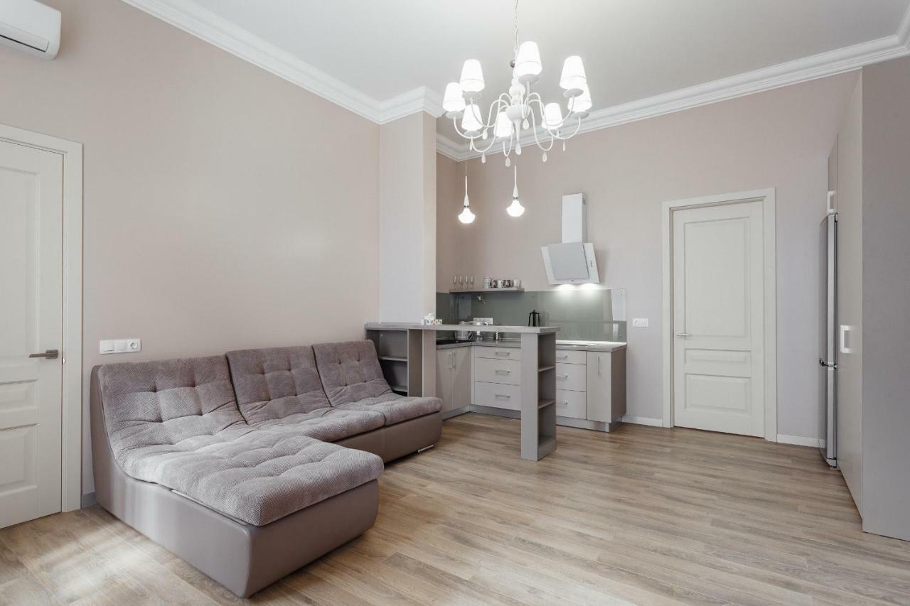Central Barkar Apartments Odessa Esterno foto